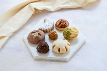 delicious cookie cake types - patisserie product