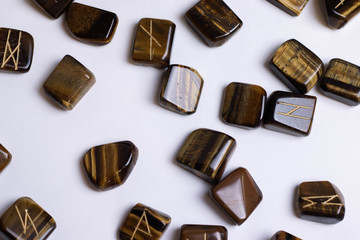 Stone runes 