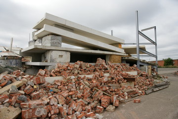 Building collapses, urban search and rescue, disaster zone