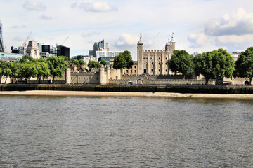 Fototapeta na wymiar A view of the Tower of London