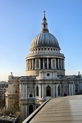 Fototapeta na wymiar st pauls cathedral london