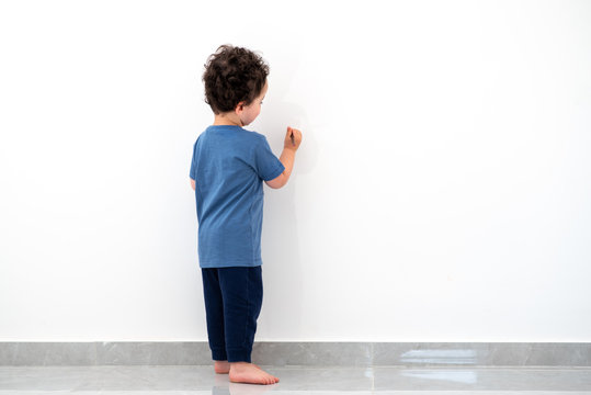 Kid Paint Wall Images – Browse 66,116 Stock Photos, Vectors, and