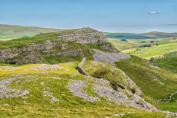 Fototapeta na wymiar Smearsett Scarr, North Yorkshire, Smearsett Scar is a summit in the Yorkshire Dales – Southern Fells region or range in England. Smearsett Scar is 363 metres high.