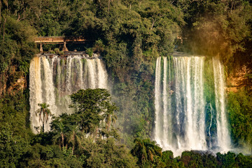 salto las dos hermanas en las cataratas del iguazu