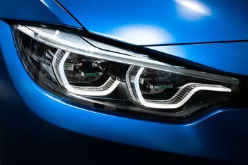New modern car head lamp
