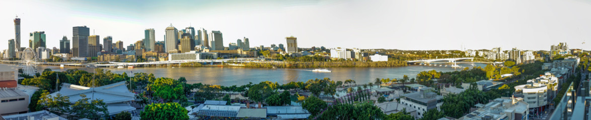 Fototapeta na wymiar Panorama of Brisbane city CBD surrounded by waters of Brisbane river