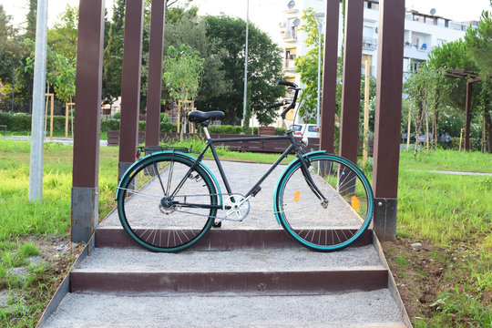Green city bicycle in the park