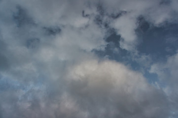 stormy sky with clouds. cielo nublado tormentoso