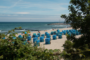 Strandk&ouml;rbe an der Ostsee in K&uuml;hlungsborn