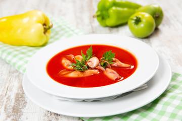 Tomato soup with squid
