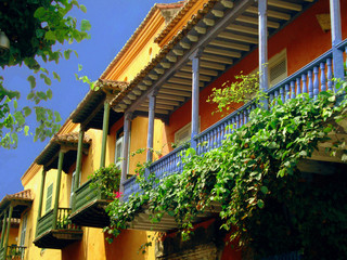 Fototapeta na wymiar Balcony , old house in Ancient walled city in Cartagena Colombia 
