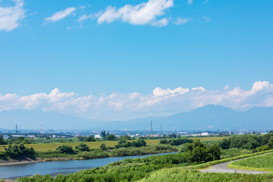 (山梨県ｰ風景)富士川から見る甲府方面の風景１