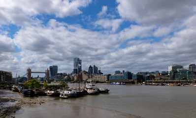 Obraz premium A view of the City of London as seen from Bermondsey.