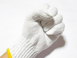 軍手をはめた手