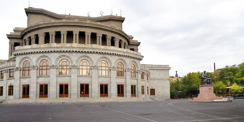 Fototapeta na wymiar Yerevan Opera House