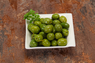 Green Campo Real olives in the bowl