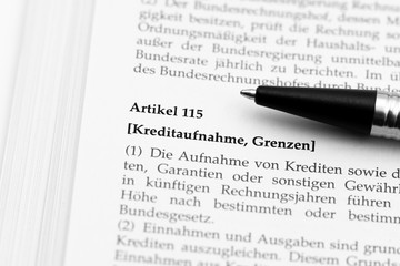 Obraz premium Kreditaufnahme Grundgesetzartikel 155