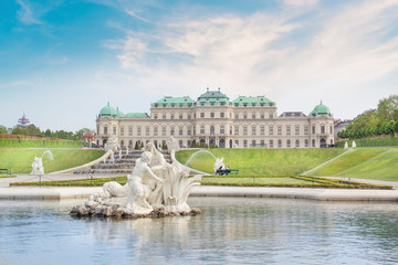 Fototapeta premium Beautiful view of the Belvedere Palace in Vienna, Austria