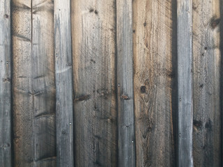 Drewno wyblakłe deski stare tło tekstura. Wiejska chata ściana z desek Retro Rustykalny wiejski styl.  - obrazy, fototapety, plakaty