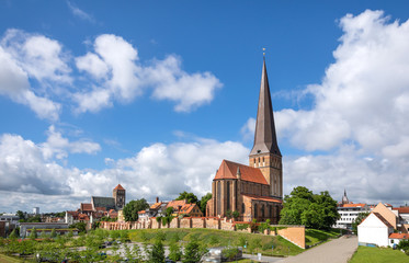 Fototapeta na wymiar View of St. Peter's Church (Petrikirche) in Rostock, Germany 