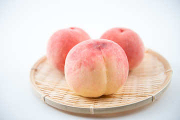 フレッシュな桃