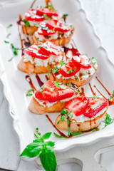 Strawberry Bruschetta Toasts