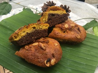 pumpkin and chocolate cup cake with  seed on top