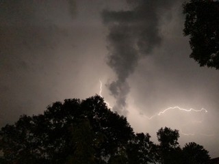 lightning cloud sillouette