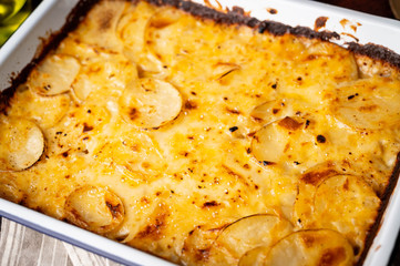 american dinner, au gratin potatoes