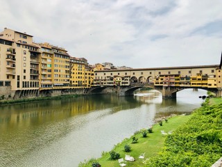 ponte vecchio florence italy