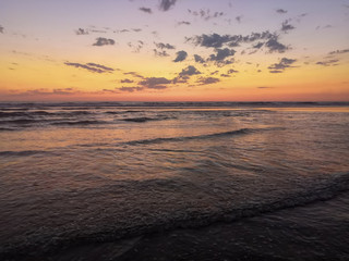 Fototapeta premium Sunset, by the ocean