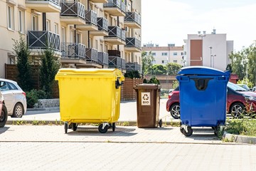 street garbage collection containers , Garbage containers , municipal services of the city