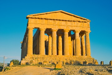 Naklejka premium Temple of apollo Sicily Italy