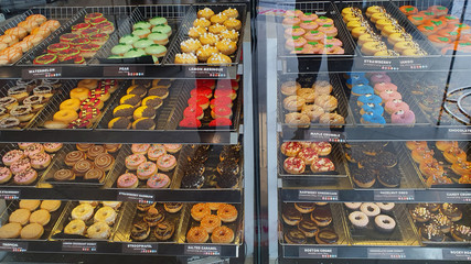 beignet, donut, beignet, chocolat, aliment, beignet, petit déjeuner, coloré, malsain, étal,...