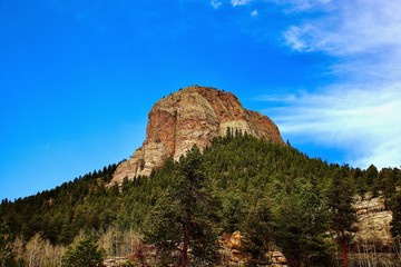 The Bluff at Elk Rock Lookout