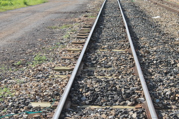 Naklejka premium railway tracks in the field