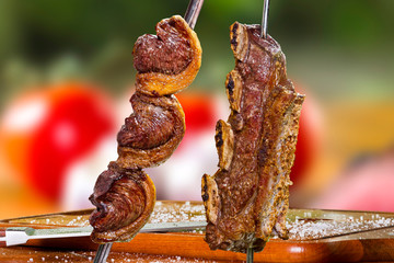 churrasco de espeto na braza