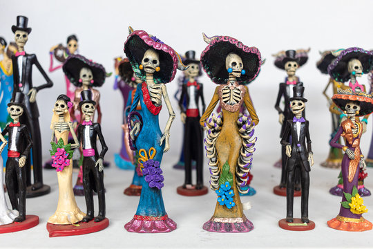 Catrinas and Catrines for sale