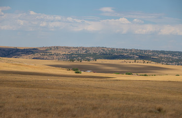 Fototapeta na wymiar view of the hills