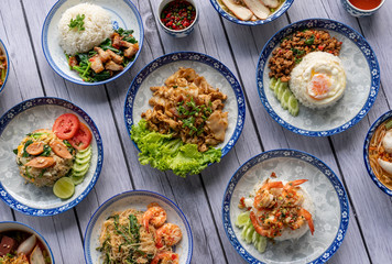 Fototapeta na wymiar Thai Food Mixes of Noodles and Fried Rice 