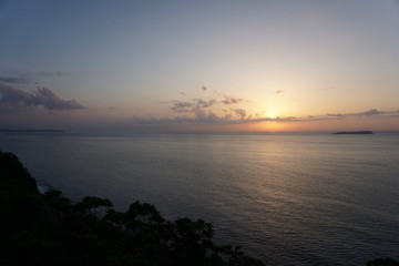 Obraz premium beautiful summer sunset into the sea in Japan