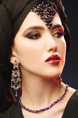 fashion for Oriental jewelry