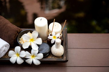 Thai Spa.  Massage spa treatment aroma for healthy wellness and relax. Spa Plumeria flower for body therapy.  Lifestyle Healthy Concept - obrazy, fototapety, plakaty