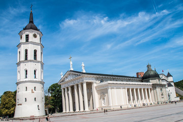 Obraz premium Vilnius/Lithuania: 08/08/2019: The Cathedral of Vilnius is the main Roman Catholic Cathedral of Lithuania. It is the heart of Catholic spiritual life in Lithuania.