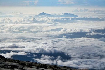 Fototapeta na wymiar Above the cloud