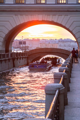 Obraz na płótnie Canvas The Arch over the Winter Canal, Saint Petersburg