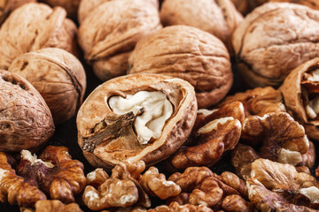 walnut in shells and peeled