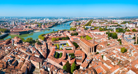 Toulouse aerial panoramic view, France - obrazy, fototapety, plakaty