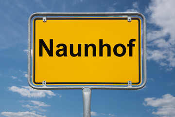 Obraz premium Ortstafel Naunhof