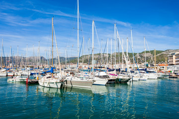 Fototapeta na wymiar Yachts in Toulon port, France